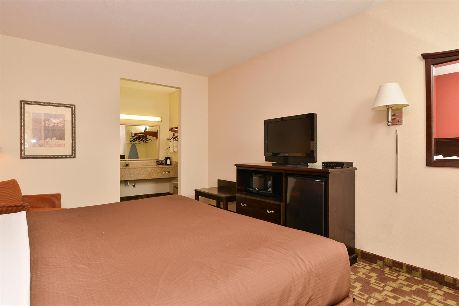Americas Best Value Inn Byhalia Екстериор снимка