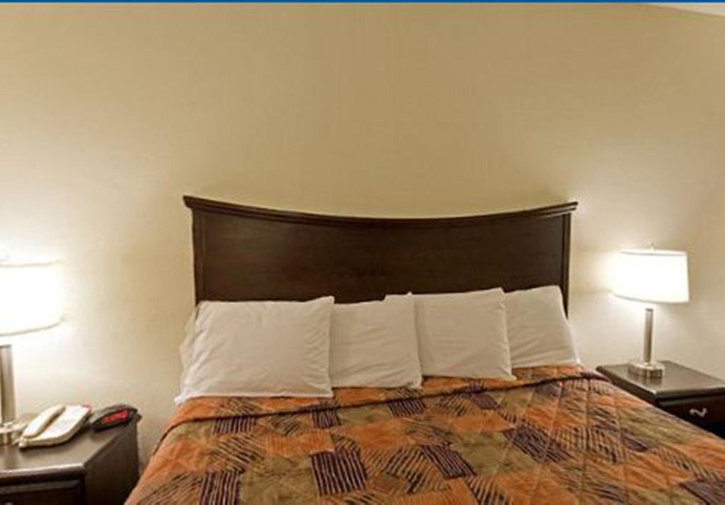 Americas Best Value Inn Byhalia Екстериор снимка