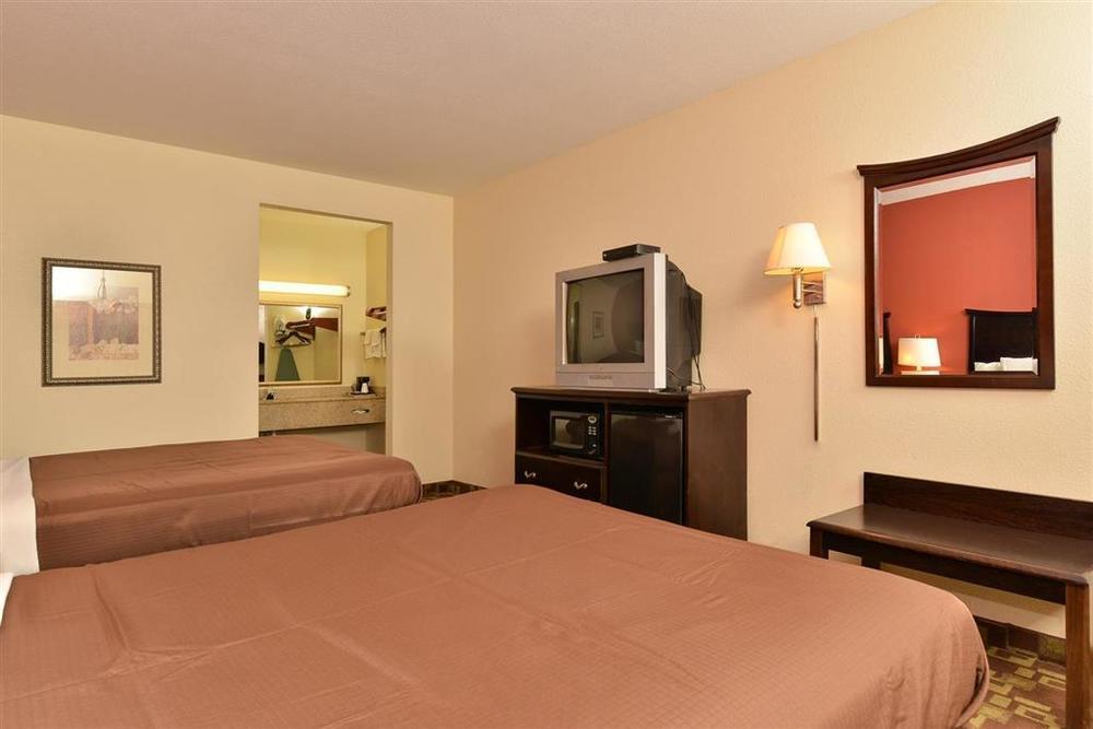 Americas Best Value Inn Byhalia Стая снимка