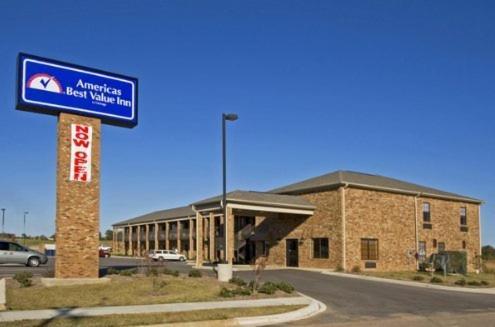 Americas Best Value Inn Byhalia Екстериор снимка
